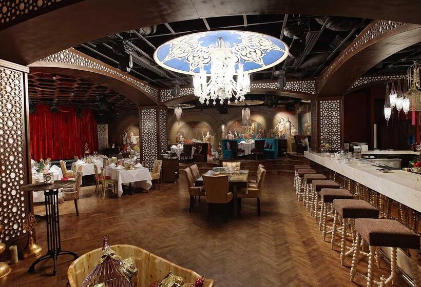 Cratos Premium Hotel Casino & Spa