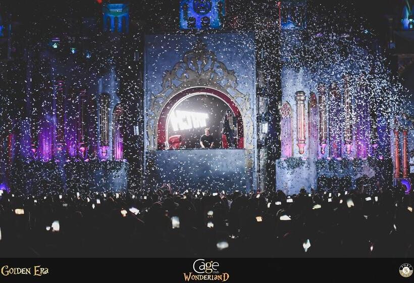 Cratos Premium Hotel Casino & Spa