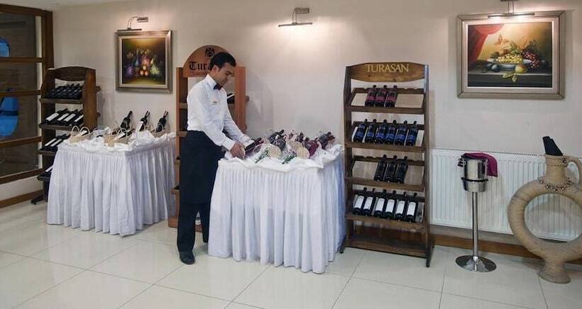 Crystal Kaymakli Hotel & Spa