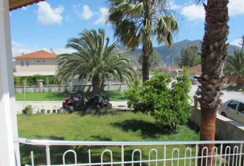 ホテル Dalyan Palmiye Resort