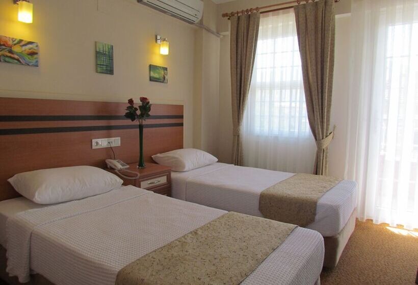 ホテル Dalyan Palmiye Resort