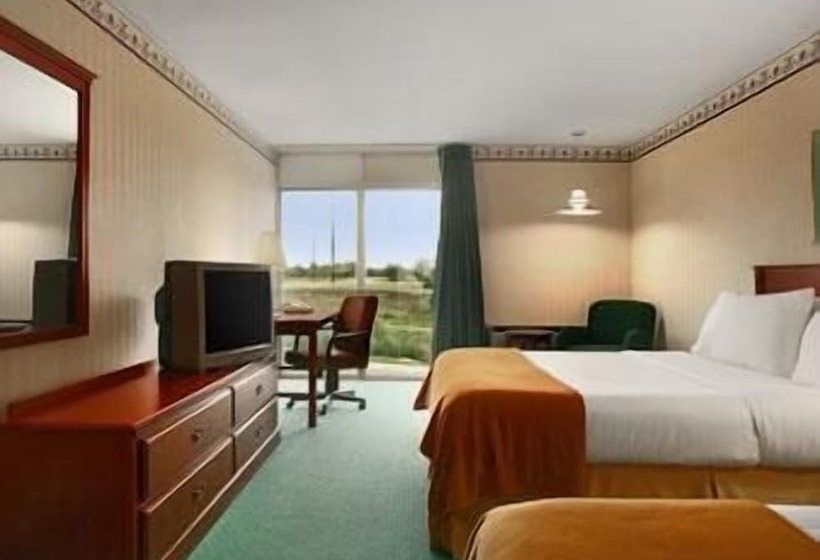 Отель Days Inn By Wyndham Grand Island I80