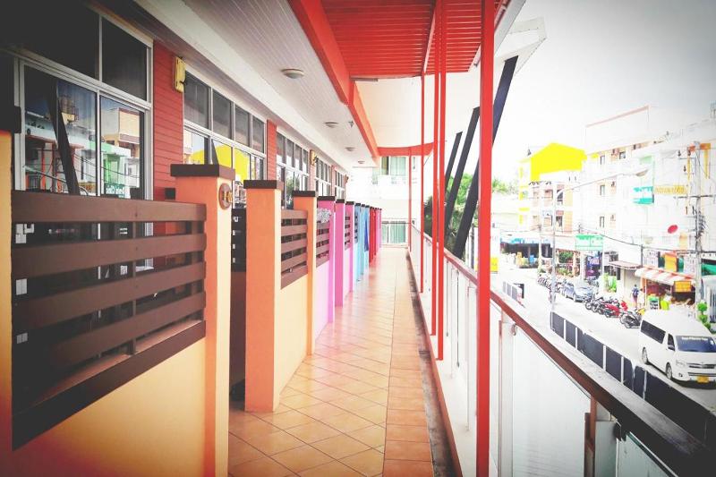 ホテル Dome Resort Sha Plus