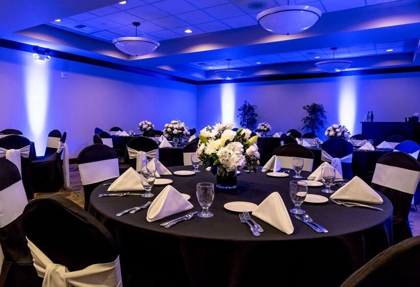 בית מלון כפרי Doubletree By Hilton Las Vegas Airport