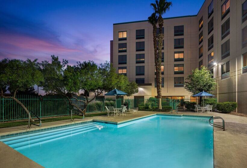 ホテル Doubletree By Hilton Las Vegas Airport