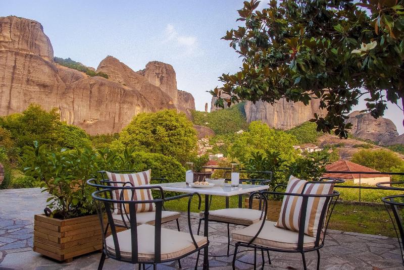 فندق Doupiani House