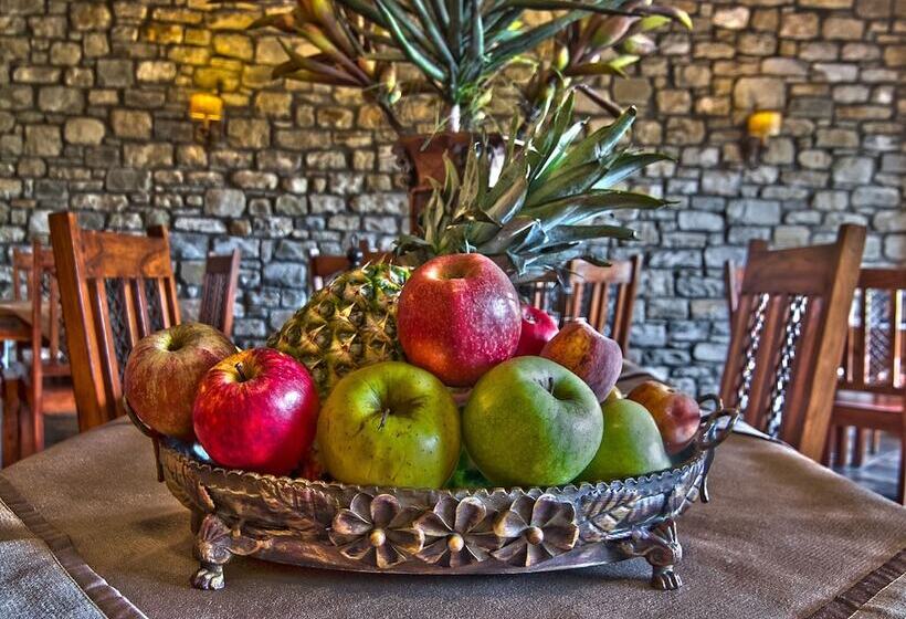 ホテル Doupiani House