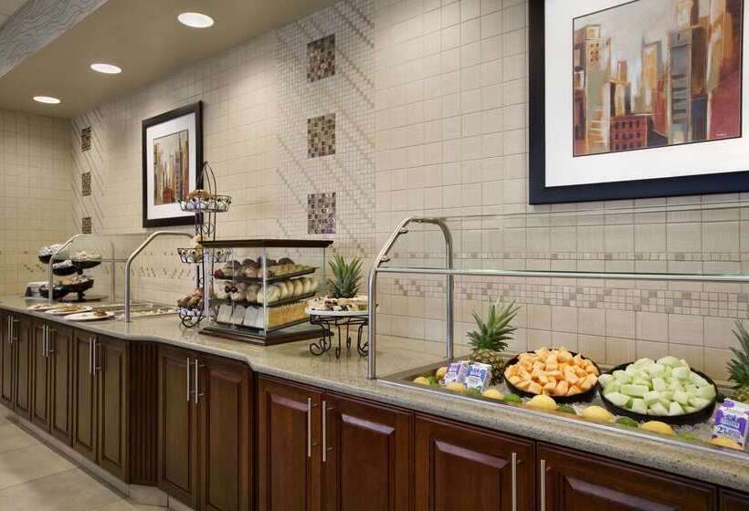 فندق Embassy Suites Buffalo