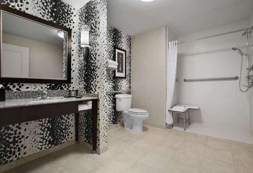 فندق Embassy Suites Buffalo