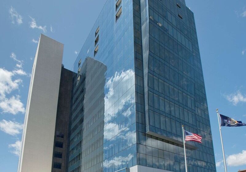 فندق Embassy Suites Buffalo