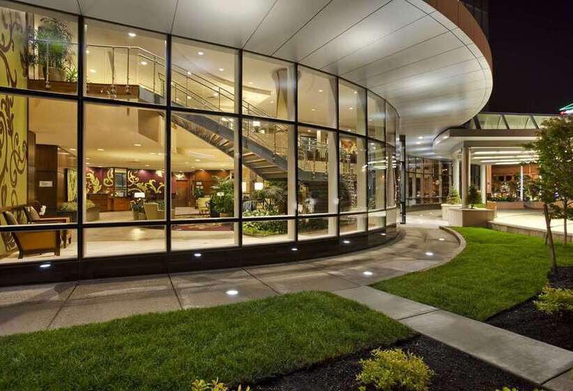 فندق Embassy Suites Buffalo