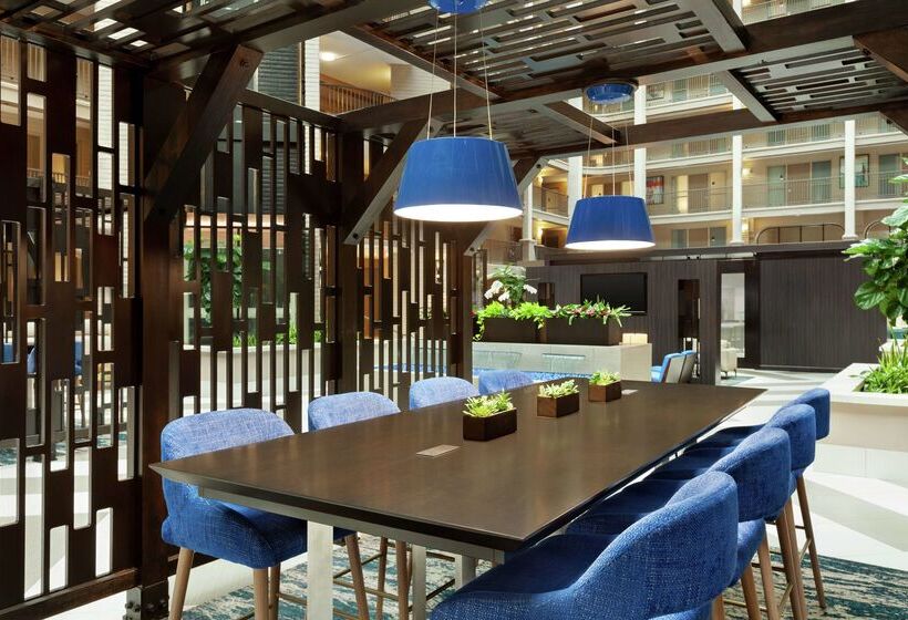 فندق Embassy Suites By Hilton Arcadia Pasadena Area