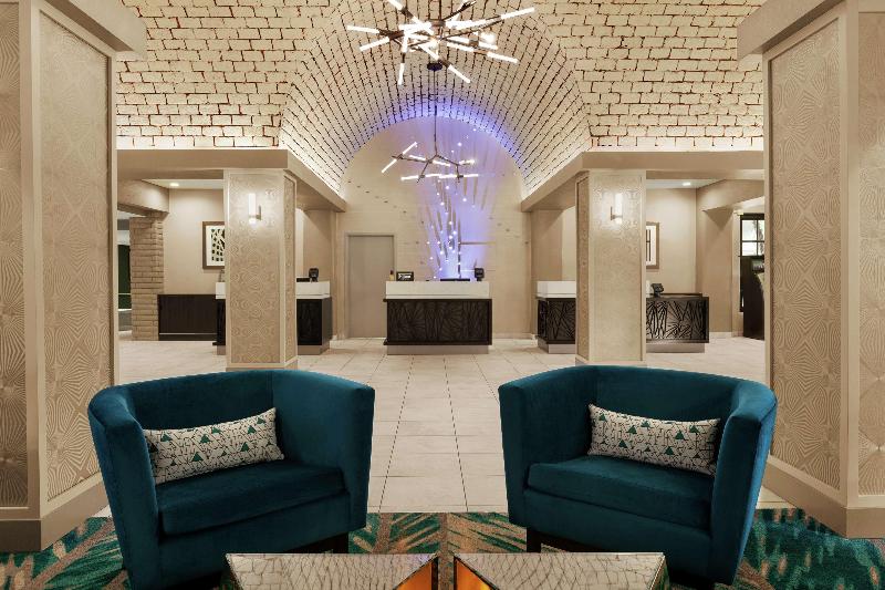 فندق Embassy Suites By Hilton Arcadia Pasadena Area