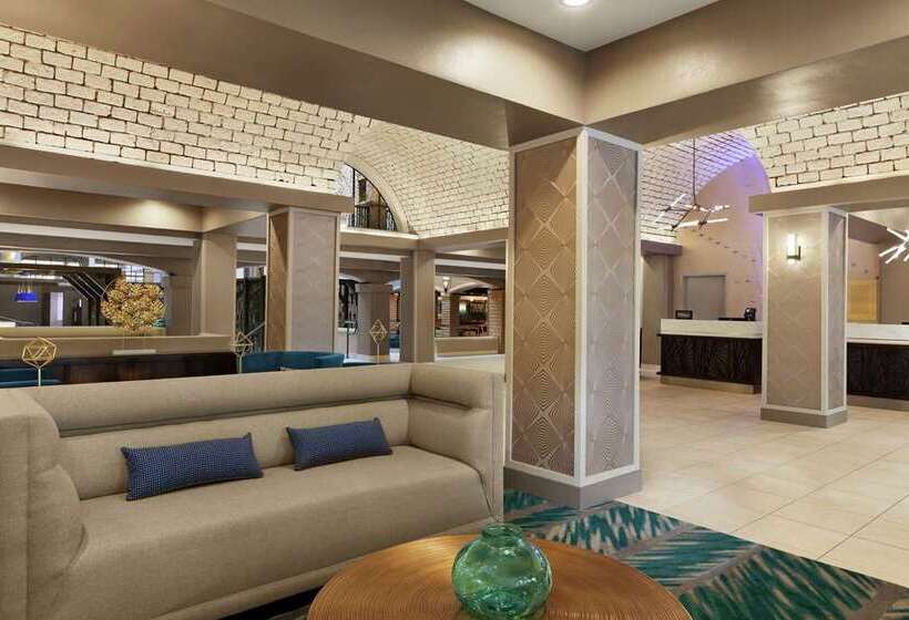 فندق Embassy Suites By Hilton Arcadia Pasadena Area