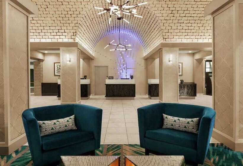 فندق Embassy Suites By Hilton Arcadia Pasadena Area