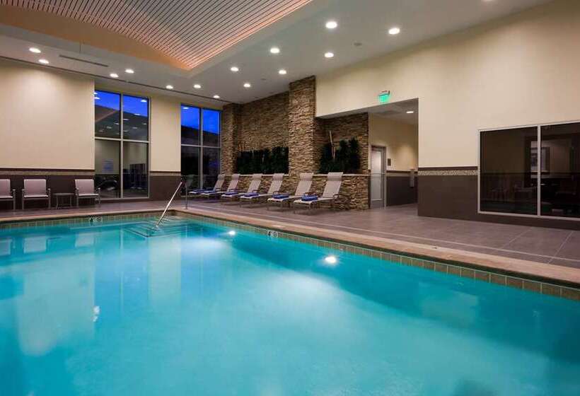 هتل Embassy Suites By Hilton Denver Downtown Convention Center