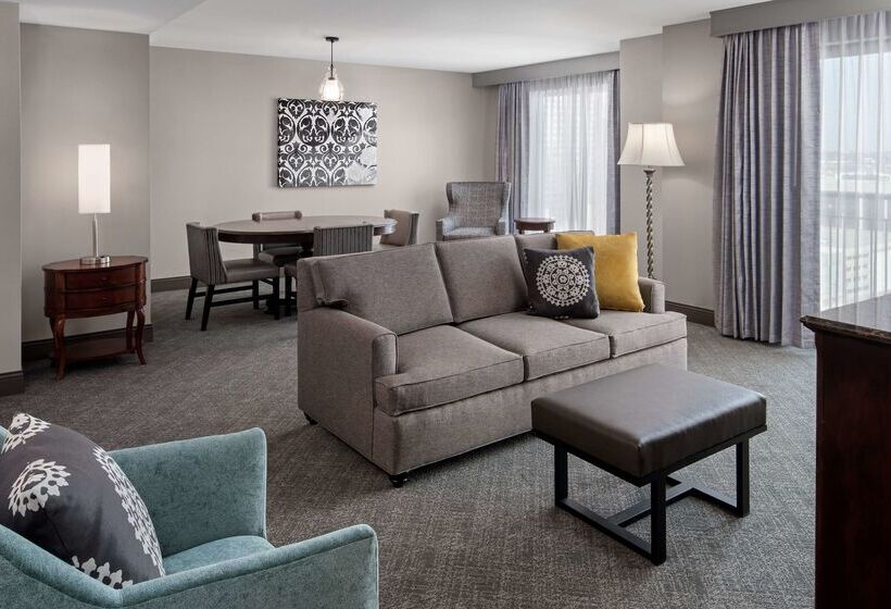 בית מלון כפרי Embassy Suites San Antonio Riverwalk Downtown