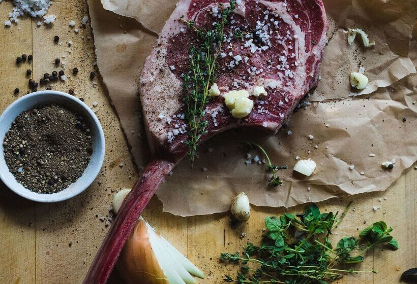 בית מלון כפרי Embassy Suites San Antonio Riverwalk Downtown