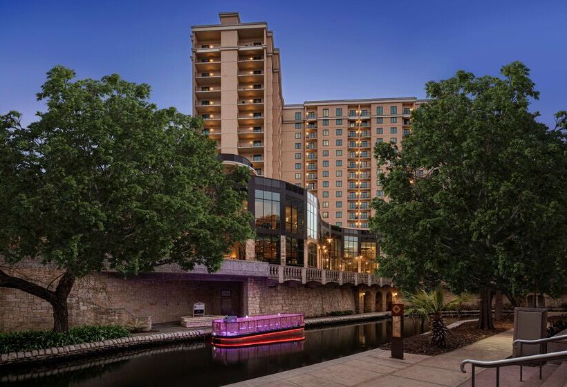בית מלון כפרי Embassy Suites San Antonio Riverwalk Downtown