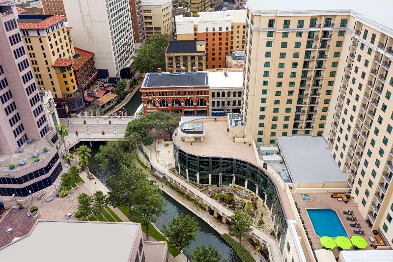 בית מלון כפרי Embassy Suites San Antonio Riverwalk Downtown