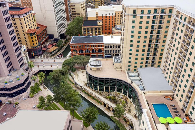 בית מלון כפרי Embassy Suites San Antonio Riverwalk Downtown