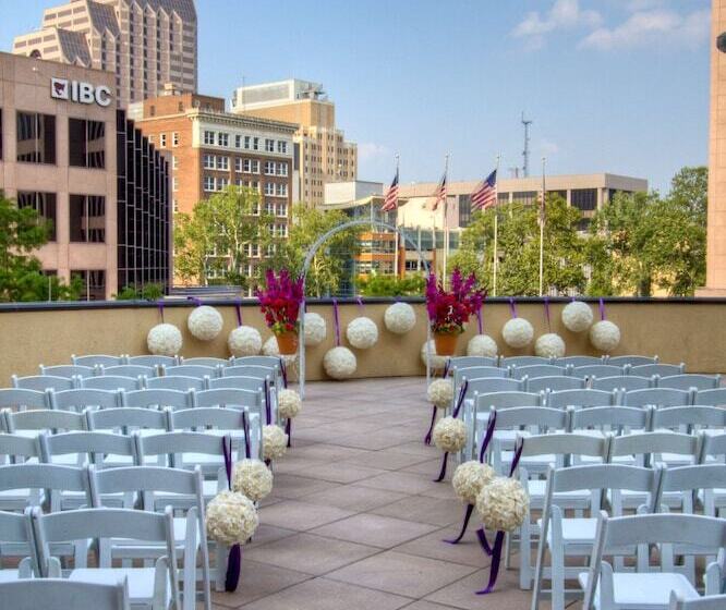 בית מלון כפרי Embassy Suites San Antonio Riverwalk Downtown