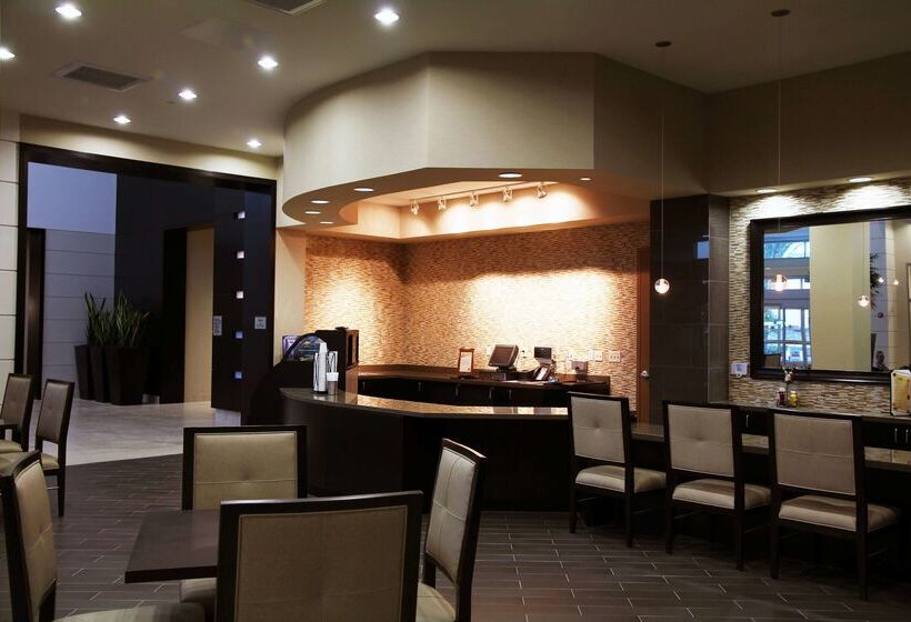 호텔 Embassy Suites Ontario Airport