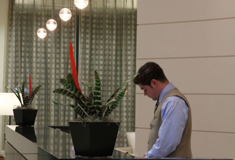 호텔 Embassy Suites Ontario Airport