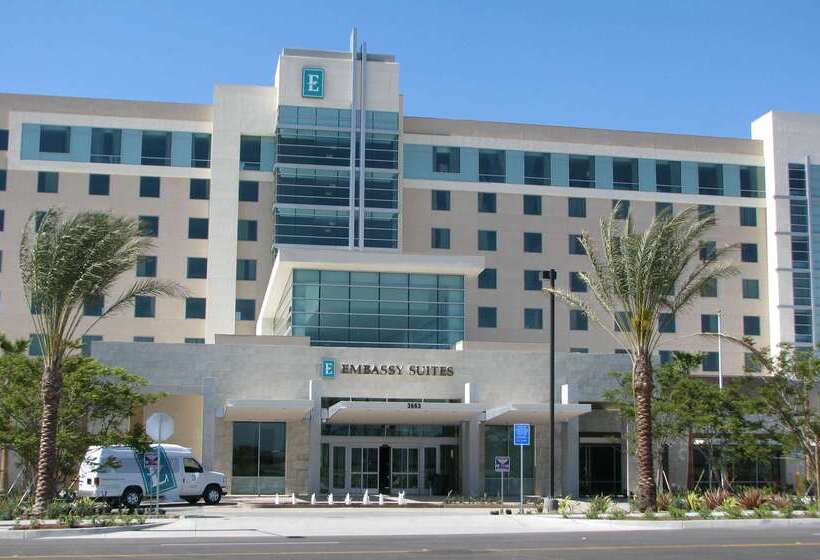 호텔 Embassy Suites Ontario Airport