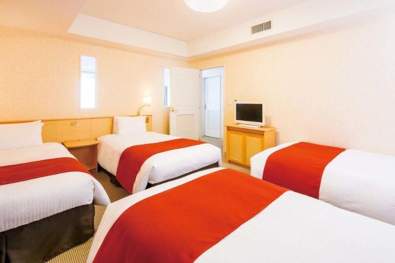 Отель Emion Tokyo Bay