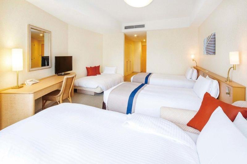 Отель Emion Tokyo Bay