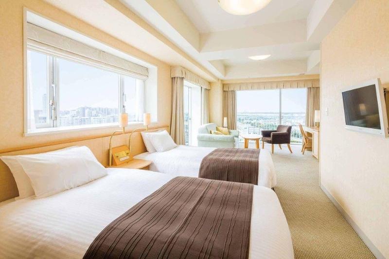 Отель Emion Tokyo Bay