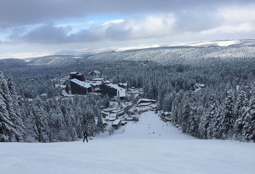 فندق Euphoria Club