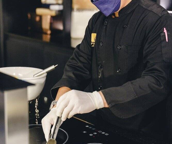 هتل Fifth Pattaya Jomtien