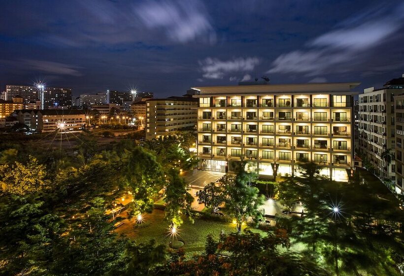 هتل Fifth Pattaya Jomtien