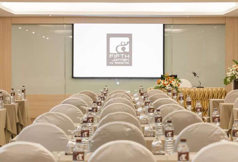 هتل Fifth Pattaya Jomtien