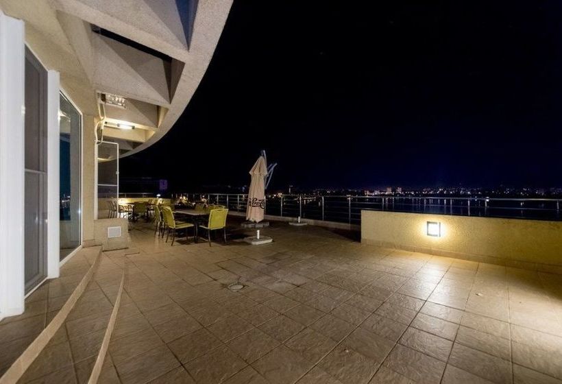 ホテル Florida Mamaia