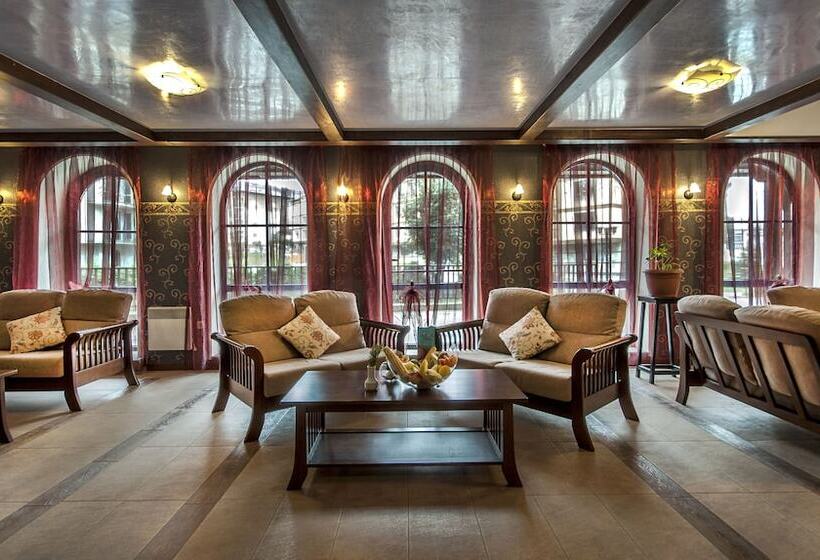 בית מלון כפרי Grand Royale Apartment Complex & Spa