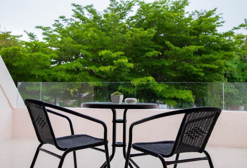 فندق Green Forest Resort