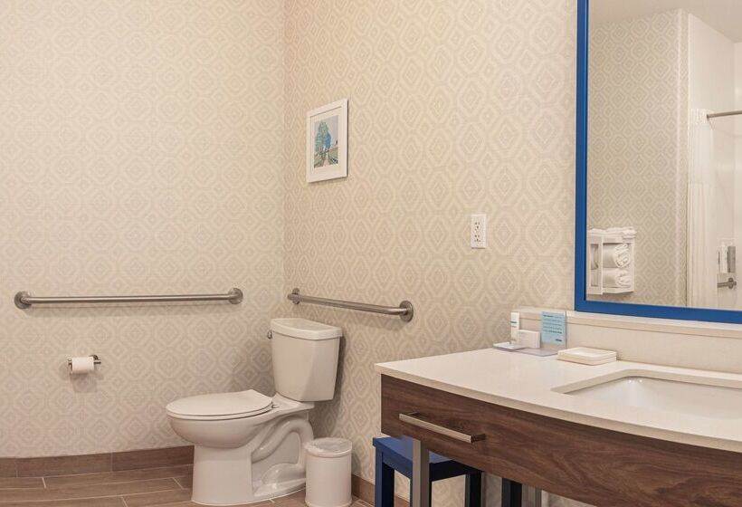 בית מלון כפרי Hampton Inn & Suites Boerne