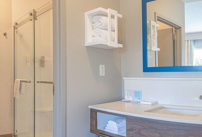 בית מלון כפרי Hampton Inn & Suites Boerne