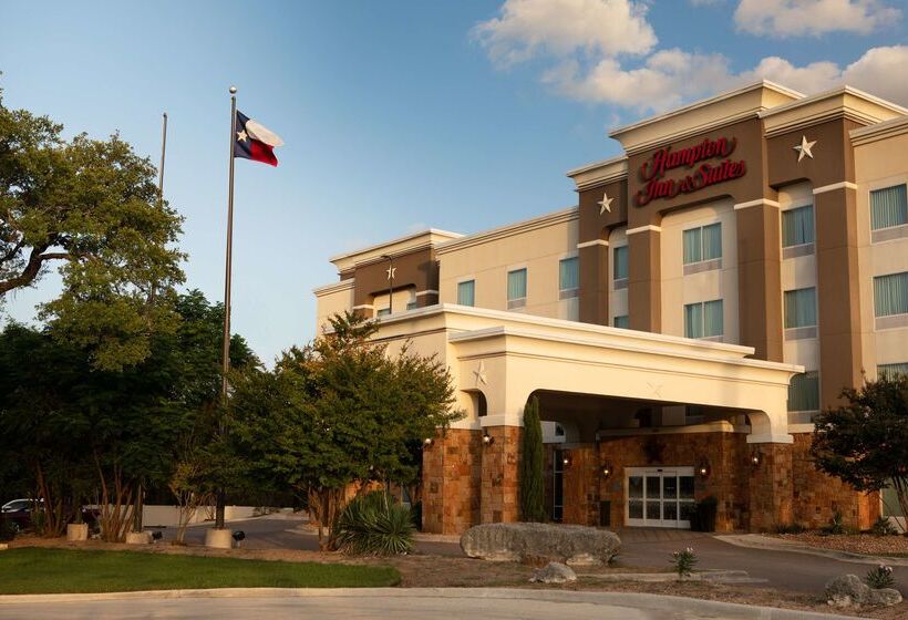 בית מלון כפרי Hampton Inn & Suites Boerne