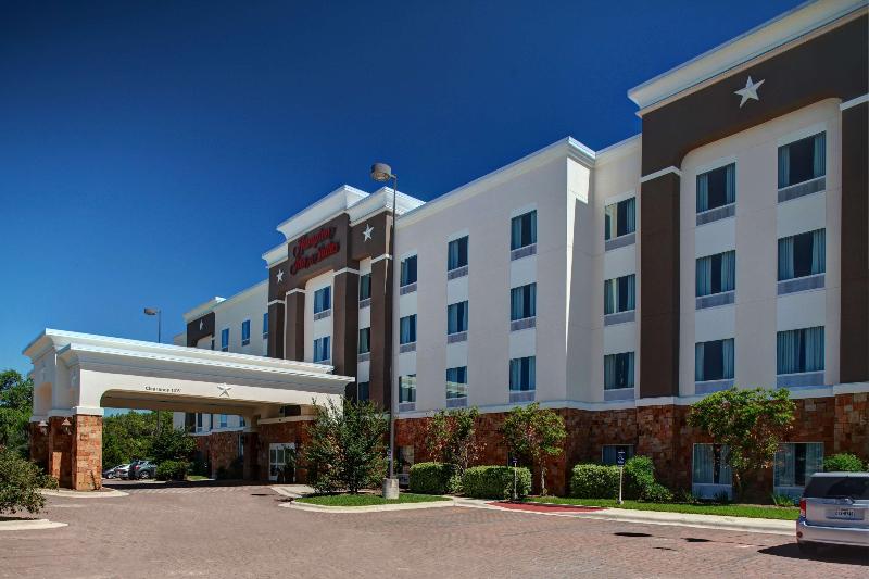 בית מלון כפרי Hampton Inn & Suites Boerne