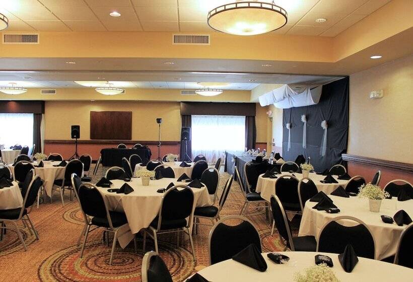 فندق Hampton Inn & Suites Green River