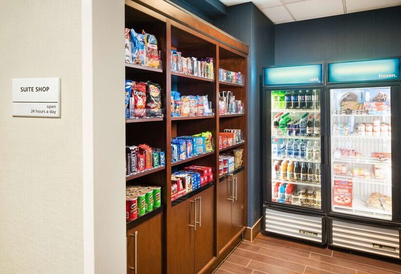 هتل Hampton Inn & Suites Little Rock Downtown