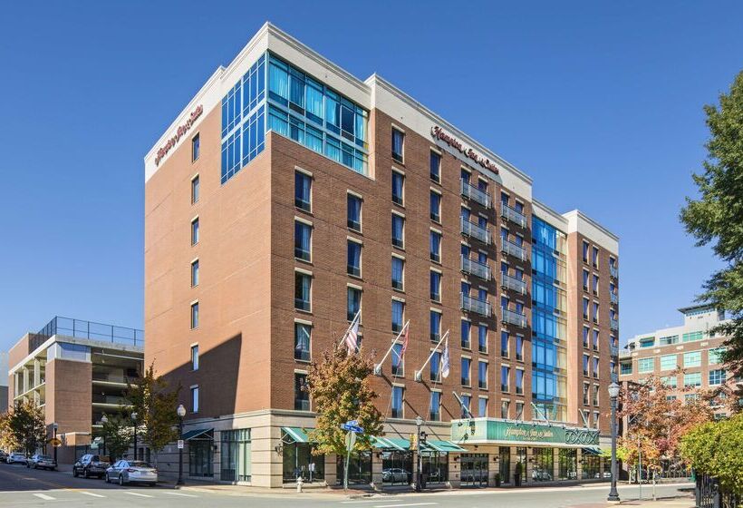 호텔 Hampton Inn & Suites Little Rock Downtown