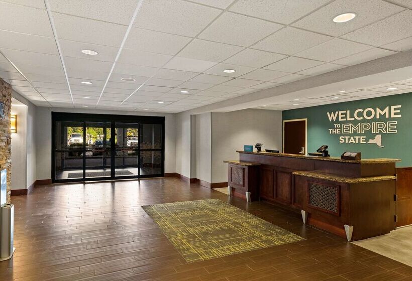 酒店 Hampton Inn & Suites Poughkeepsie