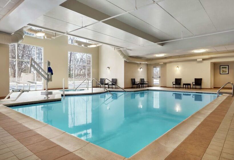 酒店 Hampton Inn & Suites Poughkeepsie