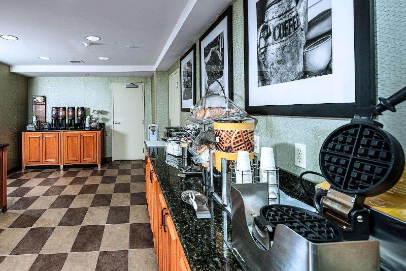 فندق Hampton Inn & Suites Rockland