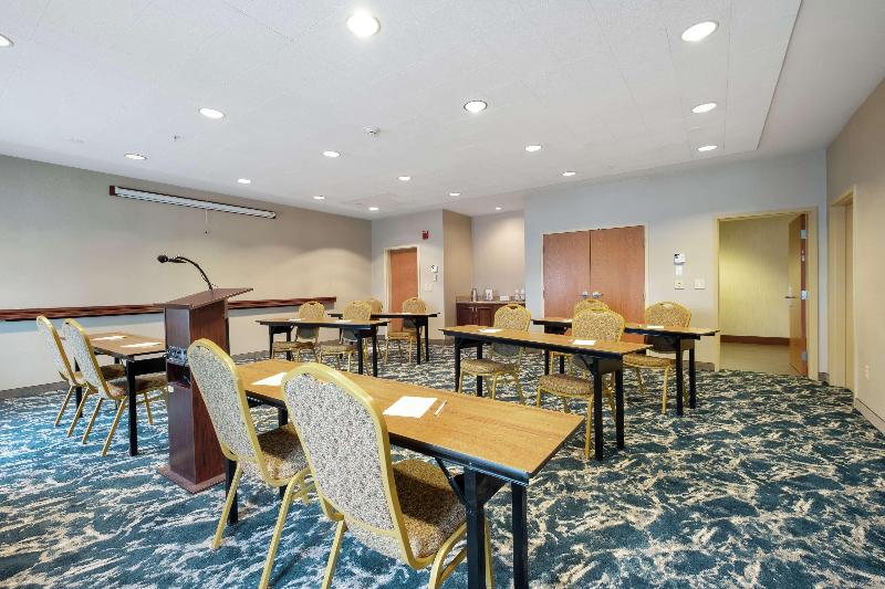 فندق Hampton Inn & Suites Rockland